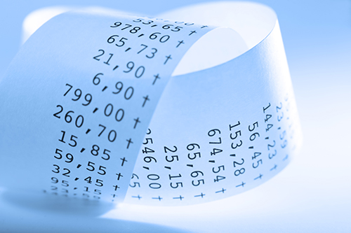 De fleste kredittkort lister opp overtrekksgebyr i sin prisoversikt. Dette er et gebyr man får dersom man bruker mer enn innvilgede kredittramme.