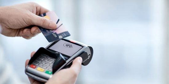 Drastisk økning i kontaktløse betalinger